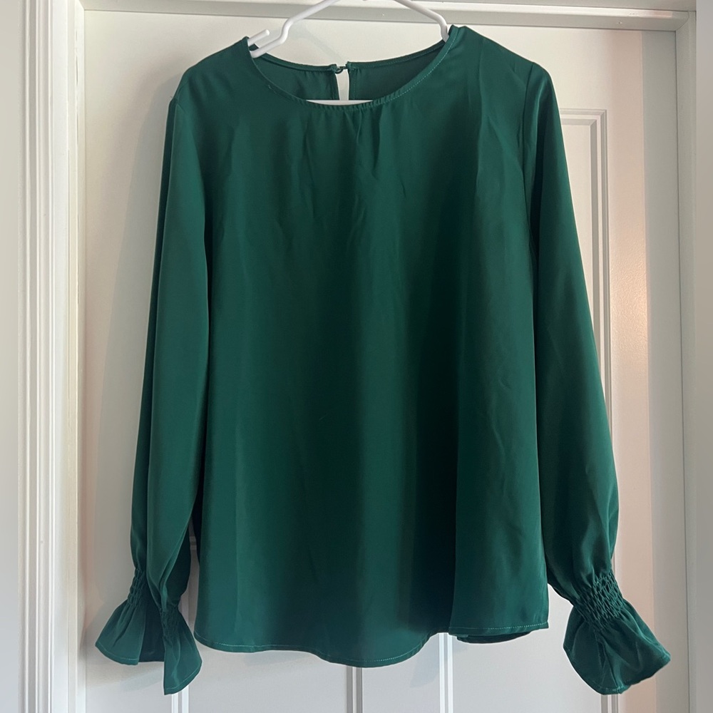 Elegant Green Women's Top